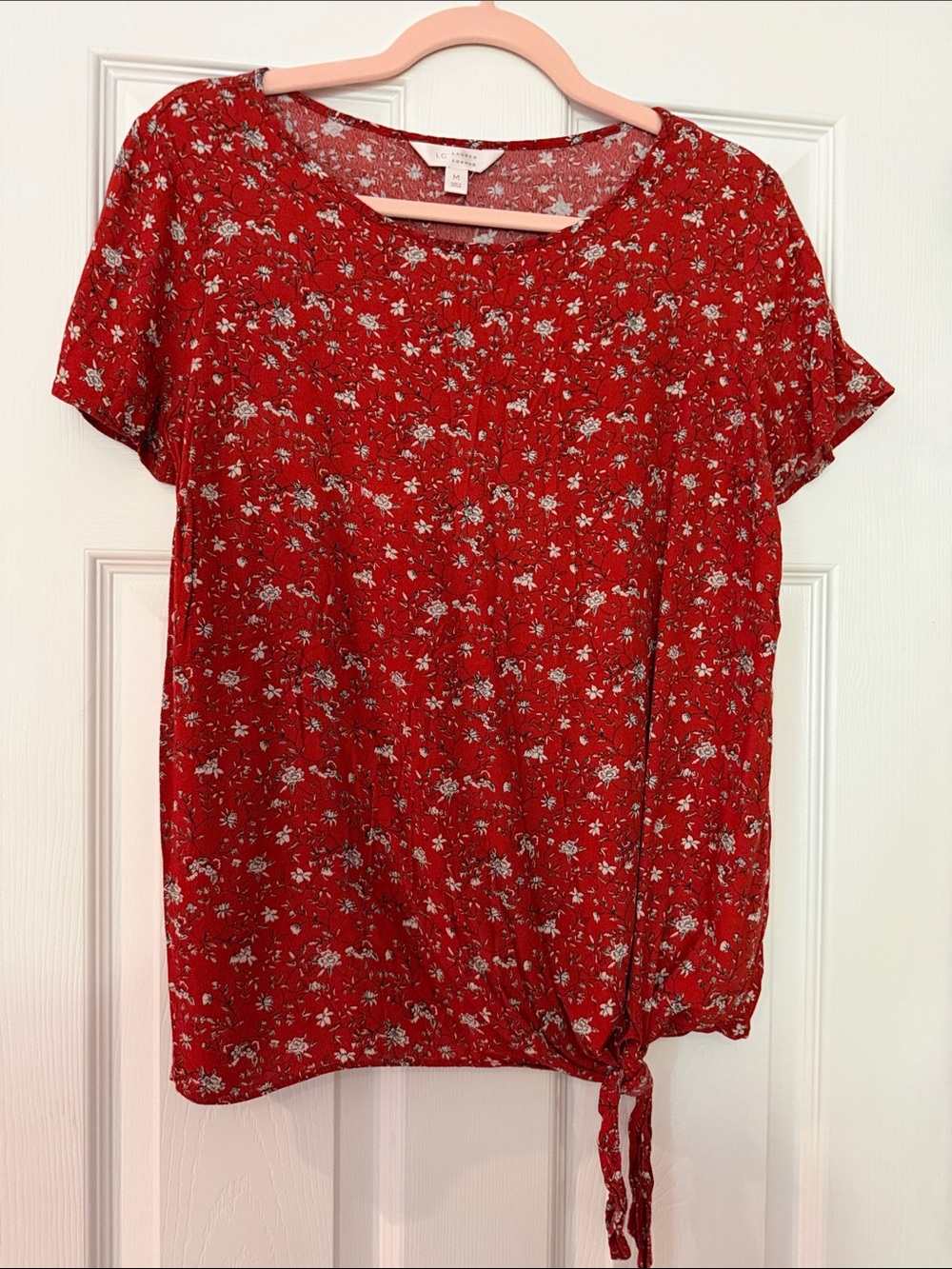 LC Lauren Conrad Red Floral Short Sleeve Tie-Hem Top